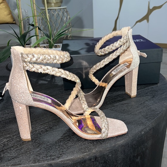 Strappy/sparkly sandal. Can be dressed up or down. Worn once (too tall for me) - Picture 5 of 8